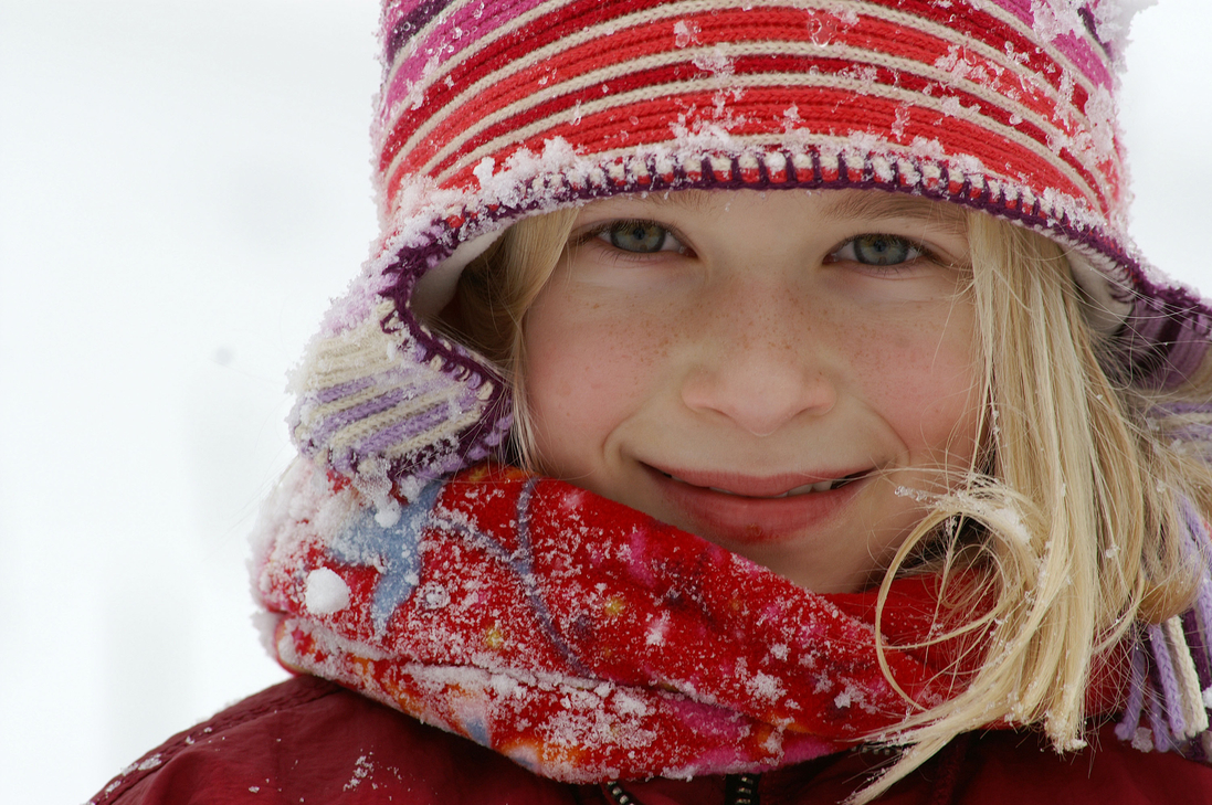 Kind im Schnee